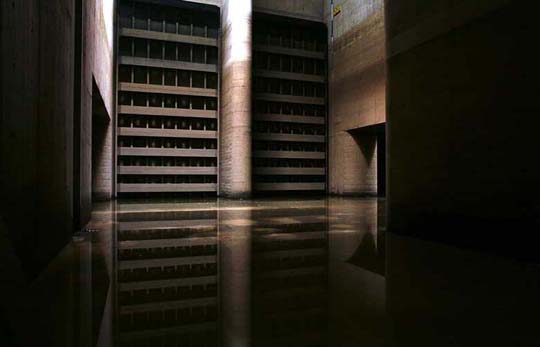 perierga.gr - Υπόγειο παλάτι