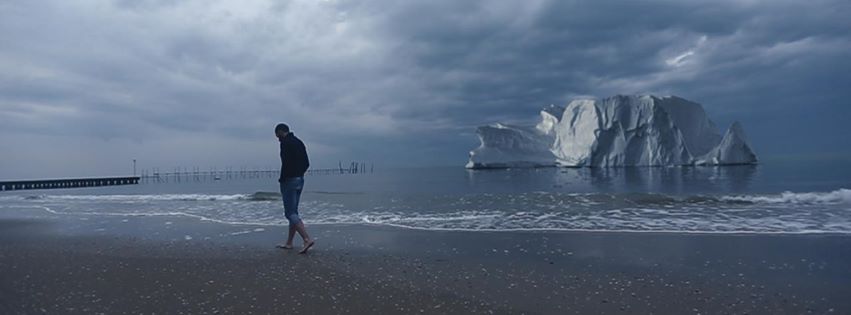 perierga.gr - Ιταλός εξερευνητής θα ζήσει για 1 χρόνο σε παγόβουνο που λιώνει!