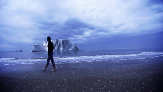 perierga.gr - Ιταλός εξερευνητής θα ζήσει για 1 χρόνο σε παγόβουνο που λιώνει!