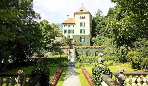 perierga.gr - Πανέμορφο ελβετικό εστιατόριο σε κάστρο!