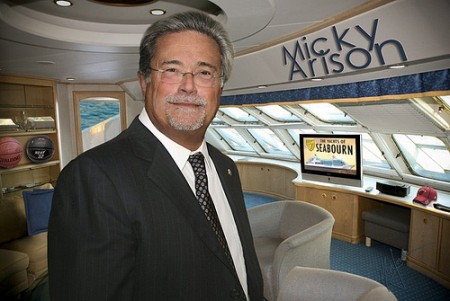 micky-arison-ceo-de-carnival-corporation-e1340697203423